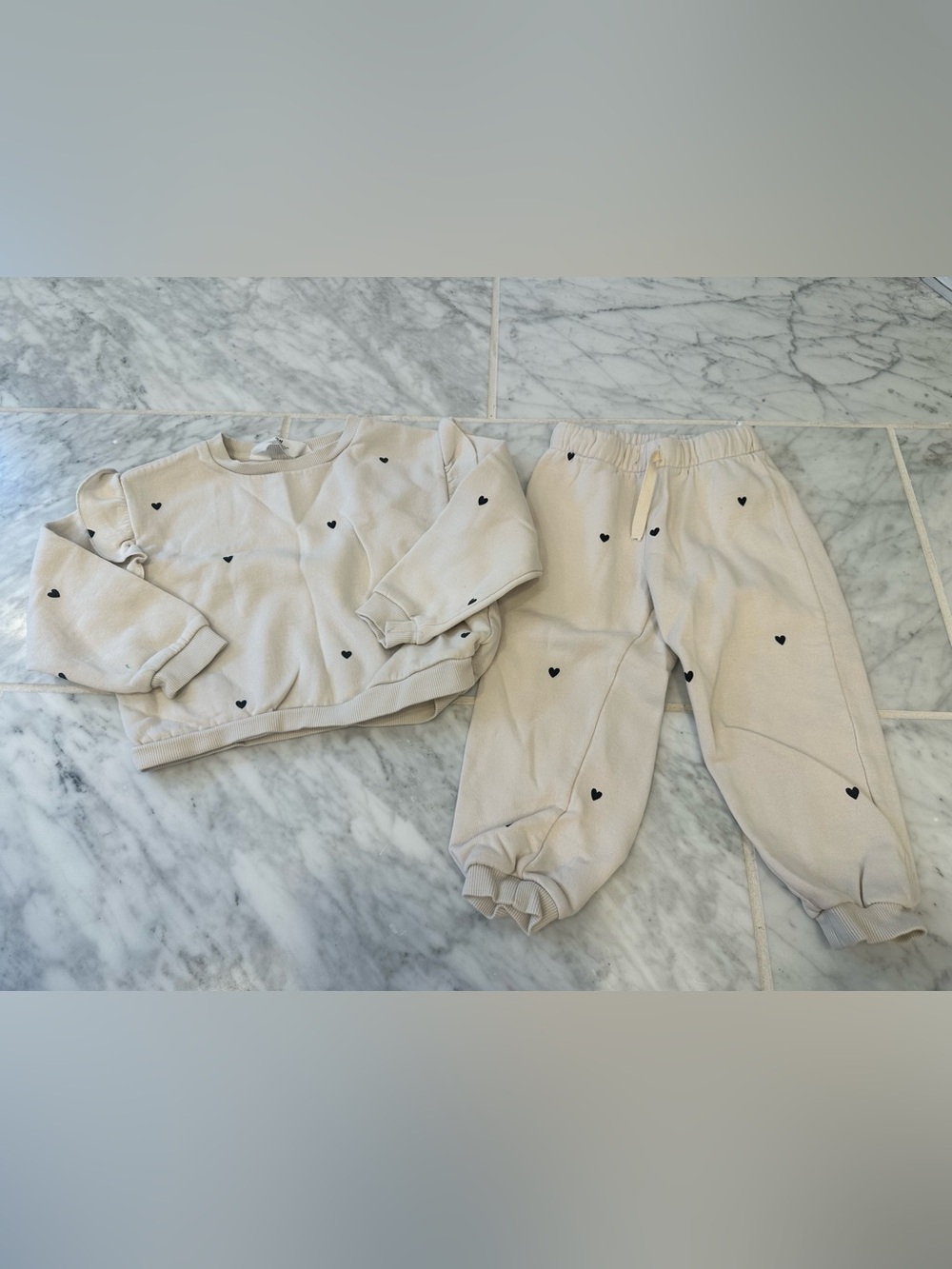 H&M Cream Sweatshirt and Joggers Set with Black Hearts